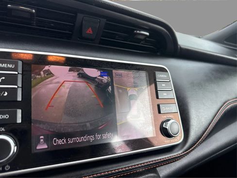 Used 2018 Nissan Kicks SR w/ Exterior Package FWD image 25