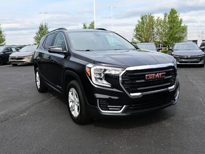 Used 2023 GMC Terrain SLE w/ Driver Convenience Package