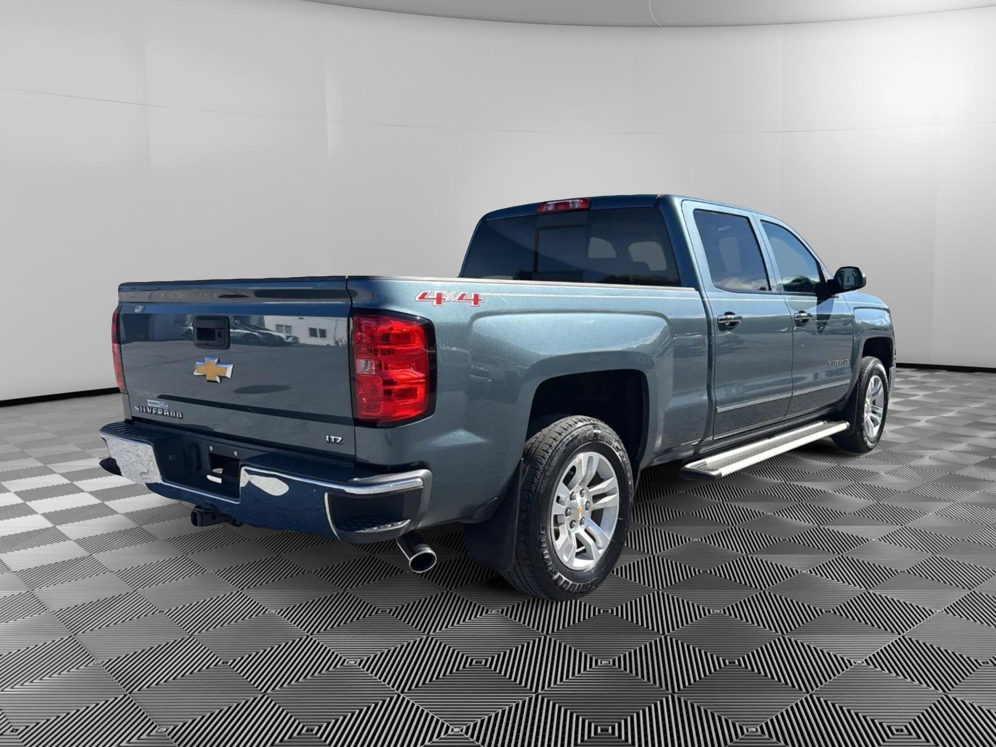 Used 2014 Chevrolet Silverado 1500 LTZ AWD/4WD image 4