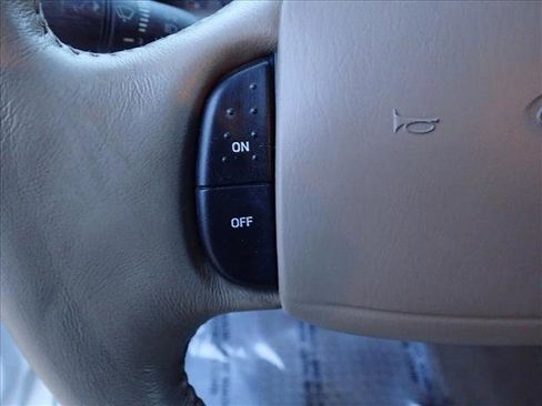 Used 2001 Ford F250 Lariat image 13