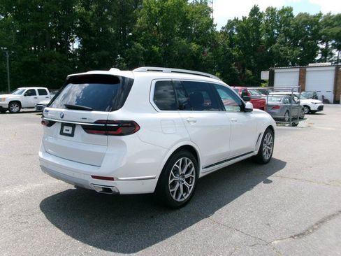 Used 2025 BMW X7 xDrive40i AWD/4WD image 6