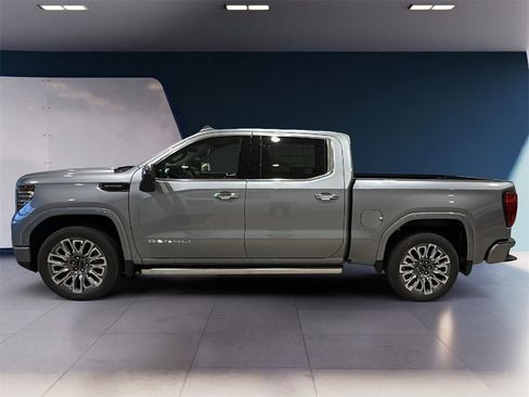 New 2026 GMC Sierra 1500 Denali Ultimate image 4