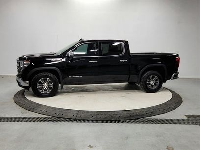 Used 2023 GMC Sierra 1500 SLT w/ SLT Convenience Package
