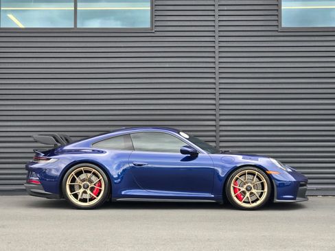 Used 2024 Porsche 911 GT3 RWD image 8