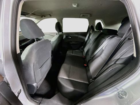 Used 2022 Nissan Rogue SV AWD/4WD image 25
