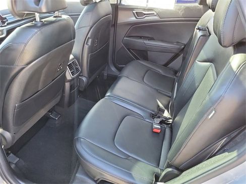 Used 2024 Kia Sportage SX image 21