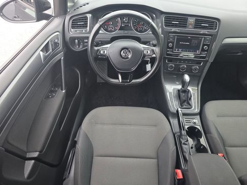 Used 2018 Volkswagen Golf S FWD image 2