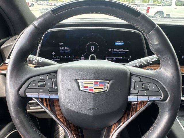 Used 2023 Cadillac Escalade Premium Luxury w/ Performance Package AWD/4WD image 32