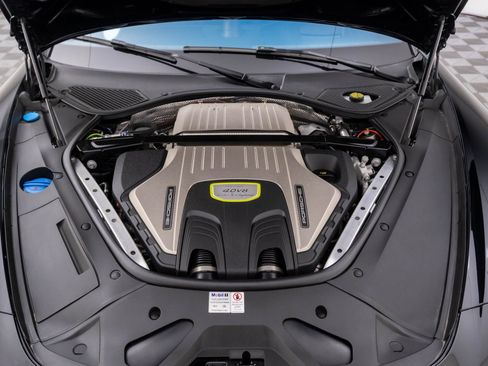 Used 2019 Porsche Panamera Turbo S Executive image 31