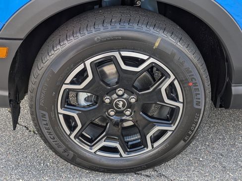 New 2026 Ford Bronco Sport Outer Banks w/ Outer Banks Tech Package+ AWD/4WD image 13