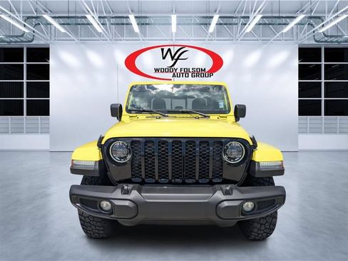 Used 2023 Jeep Gladiator Sport AWD/4WD image 8