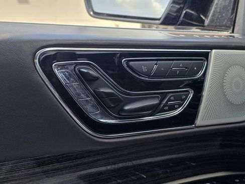 Used 2020 Lincoln Navigator Black Label AWD/4WD image 19