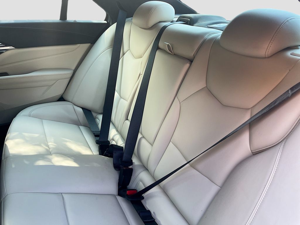 Used 2023 Cadillac CT4 Luxury RWD image 22