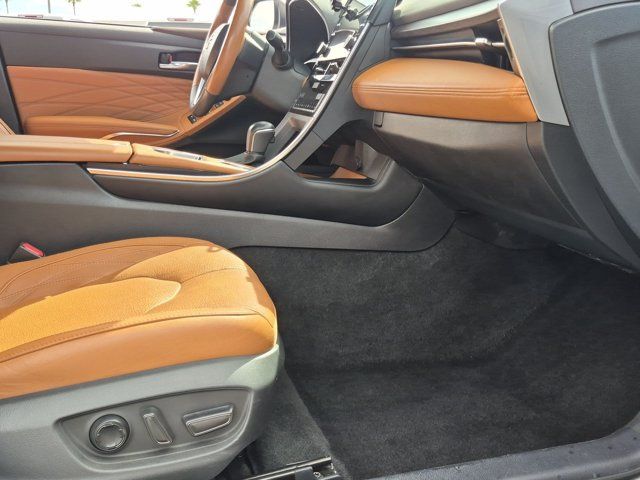 Used 2022 Toyota Avalon Limited w/ Advanced Safety Package FWD image 29