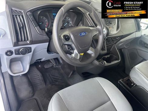 Used 2019 Ford Transit 250 130 Low Roof RWD image 14