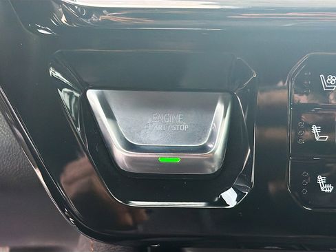 Used 2025 GMC Sierra 2500 AT4 w/ AT4 Premium Plus Package image 36