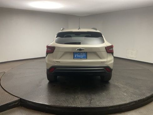 New 2026 Chevrolet Trax RS w/ Driver Confidence Package image 6