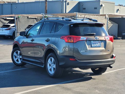 Used 2014 Toyota RAV4 XLE image 6