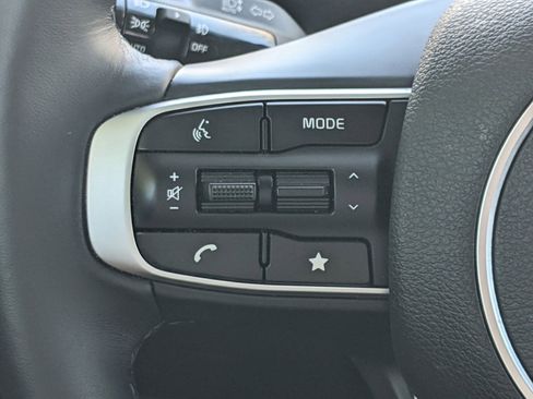 Certified 2024 Kia Sportage SX image 22