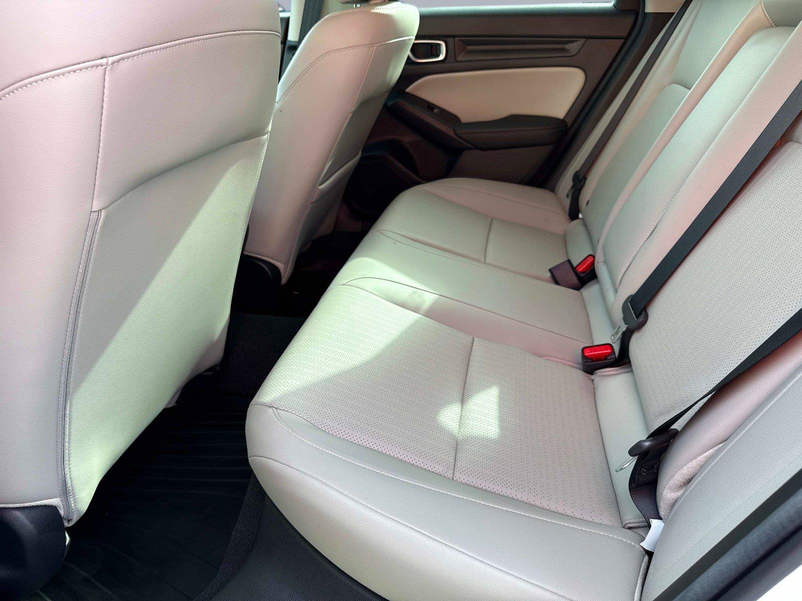 Certified 2024 Honda Civic EX-L image 13