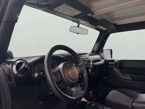 Used 2014 Jeep Wrangler Unlimited Sport AWD/4WD image 13