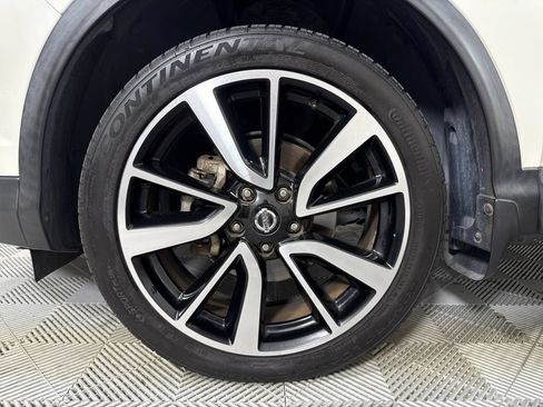 Used 2019 Nissan Rogue Sport FWD image 20