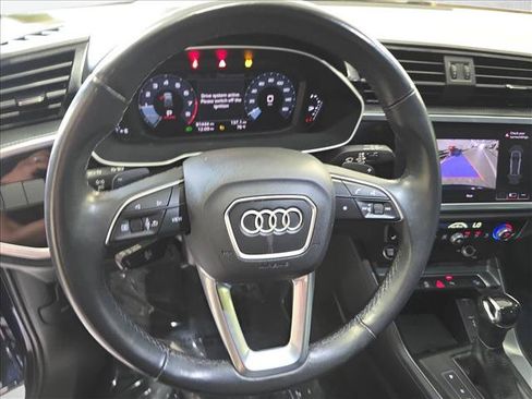 Used 2021 Audi Q3 2.0T Premium AWD/4WD image 18