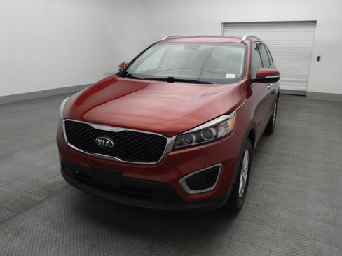 Used 2017 Kia Sorento AWD w/ LX Convenience Package image 15