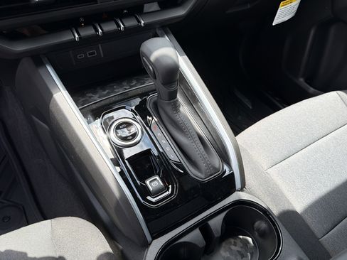 New 2026 Chevrolet Colorado W/T AWD/4WD image 28
