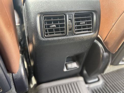 Used 2022 Toyota 4Runner Limited AWD/4WD image 22