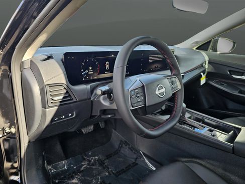 New 2026 Nissan Sentra SR w/ SR Premium Package FWD image 53