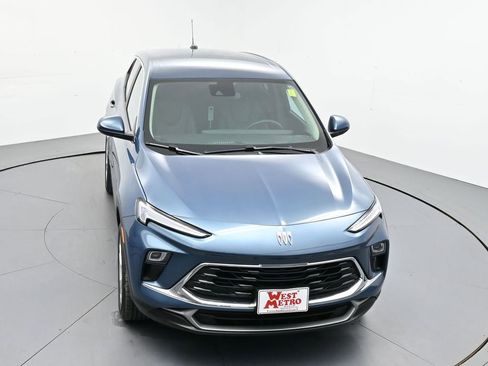 Used 2025 Buick Encore GX Preferred w/ Comfort Package AWD/4WD image 4