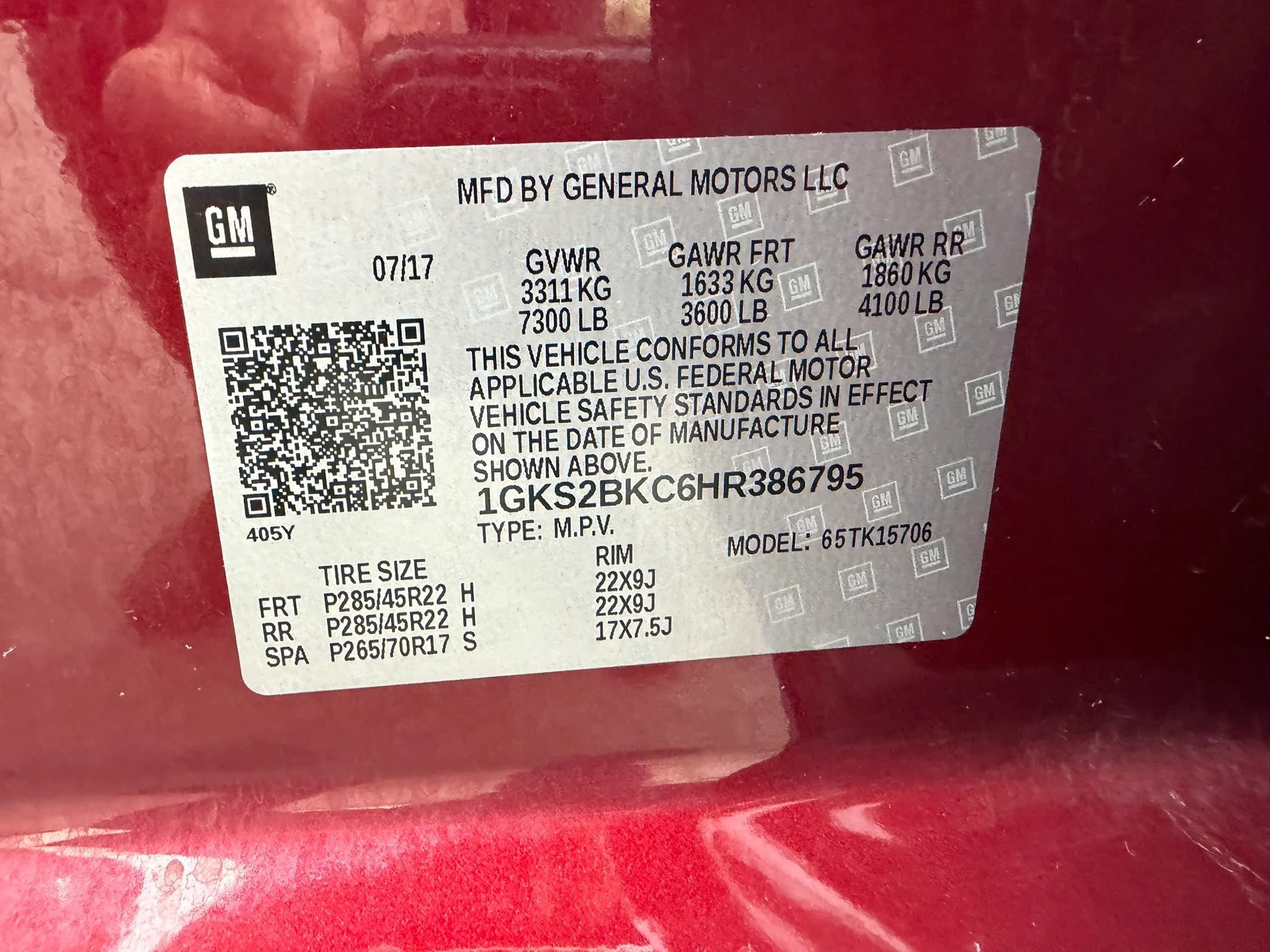 Used 2017 GMC Yukon SLT w/ Premium Edition AWD/4WD image 35
