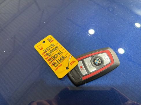 Used 2018 BMW 330i xDrive Sedan w/ Convenience Package image 32