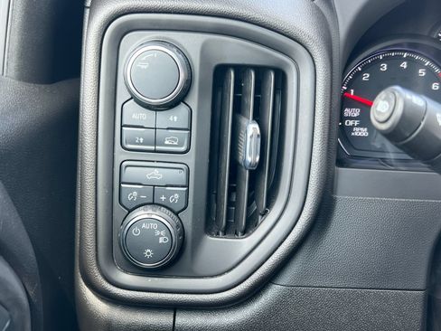 Certified 2023 Chevrolet Silverado 1500 Custom AWD/4WD image 21