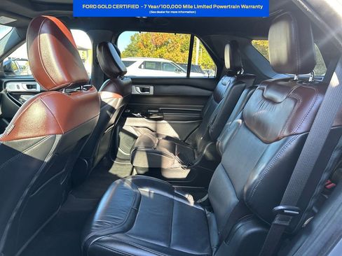 Certified 2022 Ford Explorer Platinum w/ Technology Package image 22