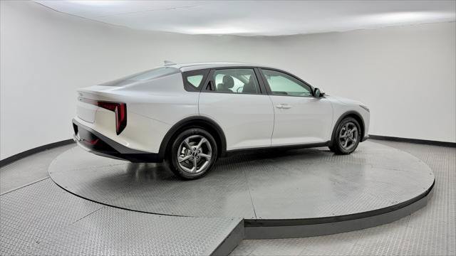 Used 2025 Kia K4 FWD image 8