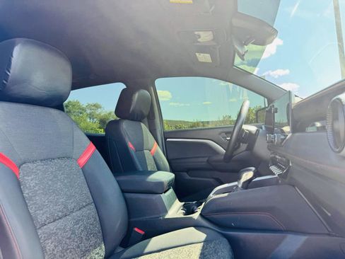 Used 2023 Chevrolet Colorado Z71 image 28