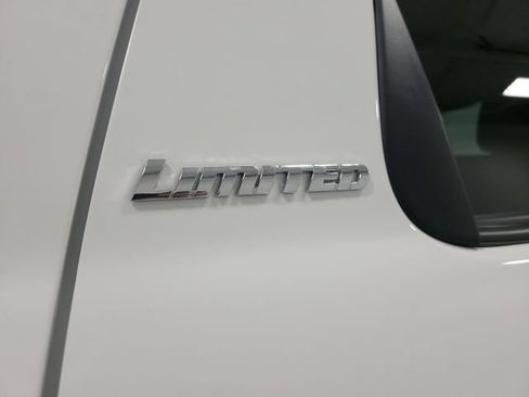 Certified 2019 Toyota Sequoia Limited AWD/4WD image 13