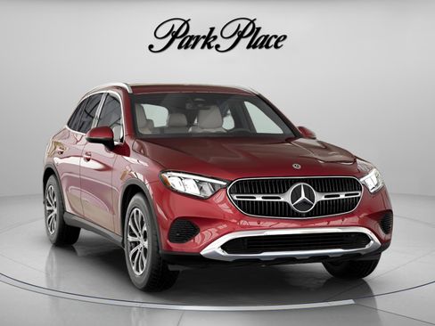 Used 2026 Mercedes-Benz GLC 300 image 34