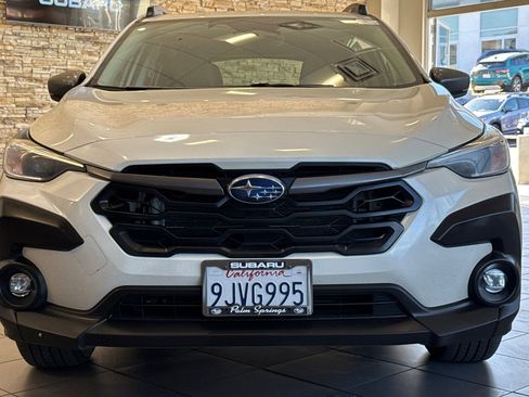 Certified 2024 Subaru Crosstrek 2.0i Premium image 8