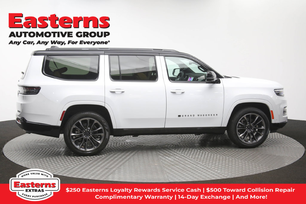 Used 2025 Jeep Grand Wagoneer Series III w/ Rear Seat Video Group 1 AWD/4WD image 51