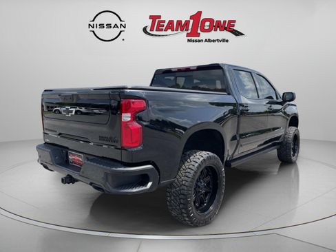 Used 2025 Chevrolet Silverado 1500 High Country w/ Midnight Edition AWD/4WD image 8