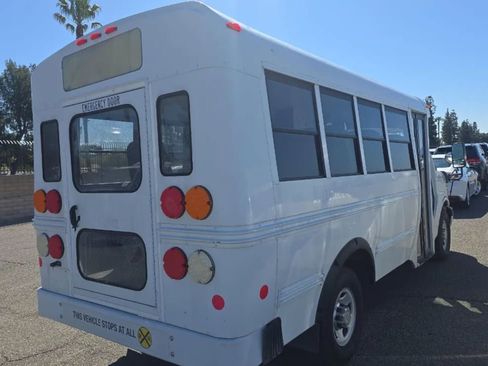 Used 2012 Chevrolet Express 3500 w/ School Bus Package image 5