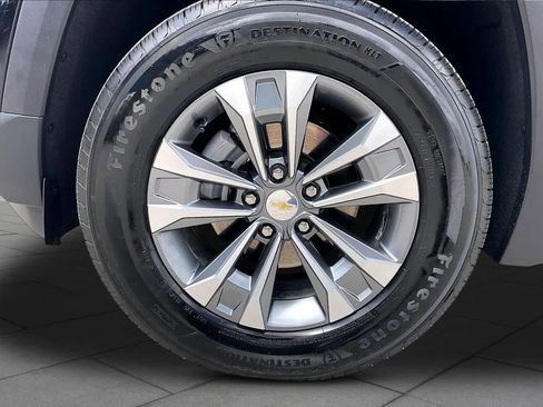 Used 2026 Chevrolet Equinox LT FWD image 10