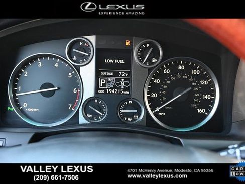 Used 2013 Lexus LX 570 4WD w/ Luxury Pkg image 15