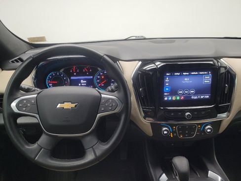 Used 2023 Chevrolet Traverse LT image 22
