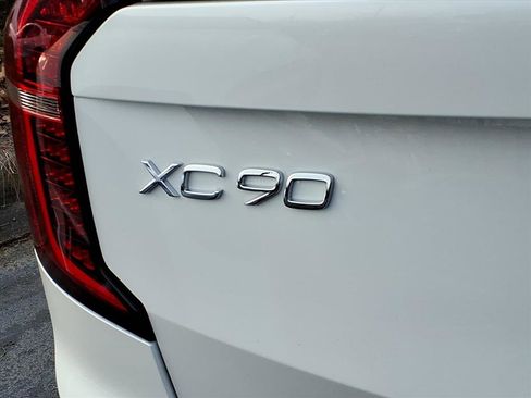 New 2026 Volvo XC90 B6 Ultra w/ Protection Package AWD/4WD image 6