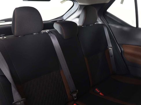 Used 2021 Nissan Kicks SR w/ Exterior Package image 33