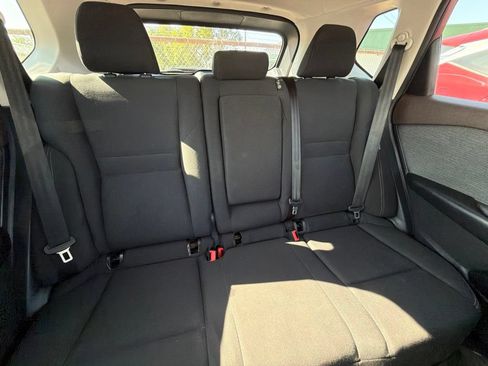 Used 2023 Nissan Rogue S FWD image 15